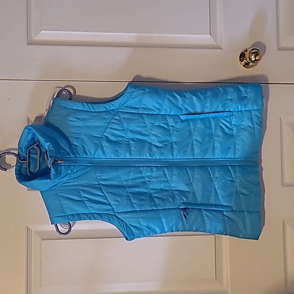 Columbia Vest - Picture 1 of 5